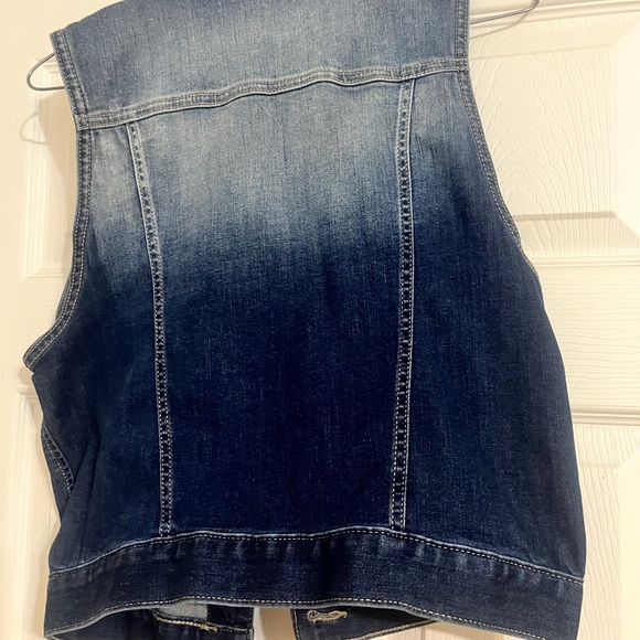 Denim vest - Picture 3 of 3